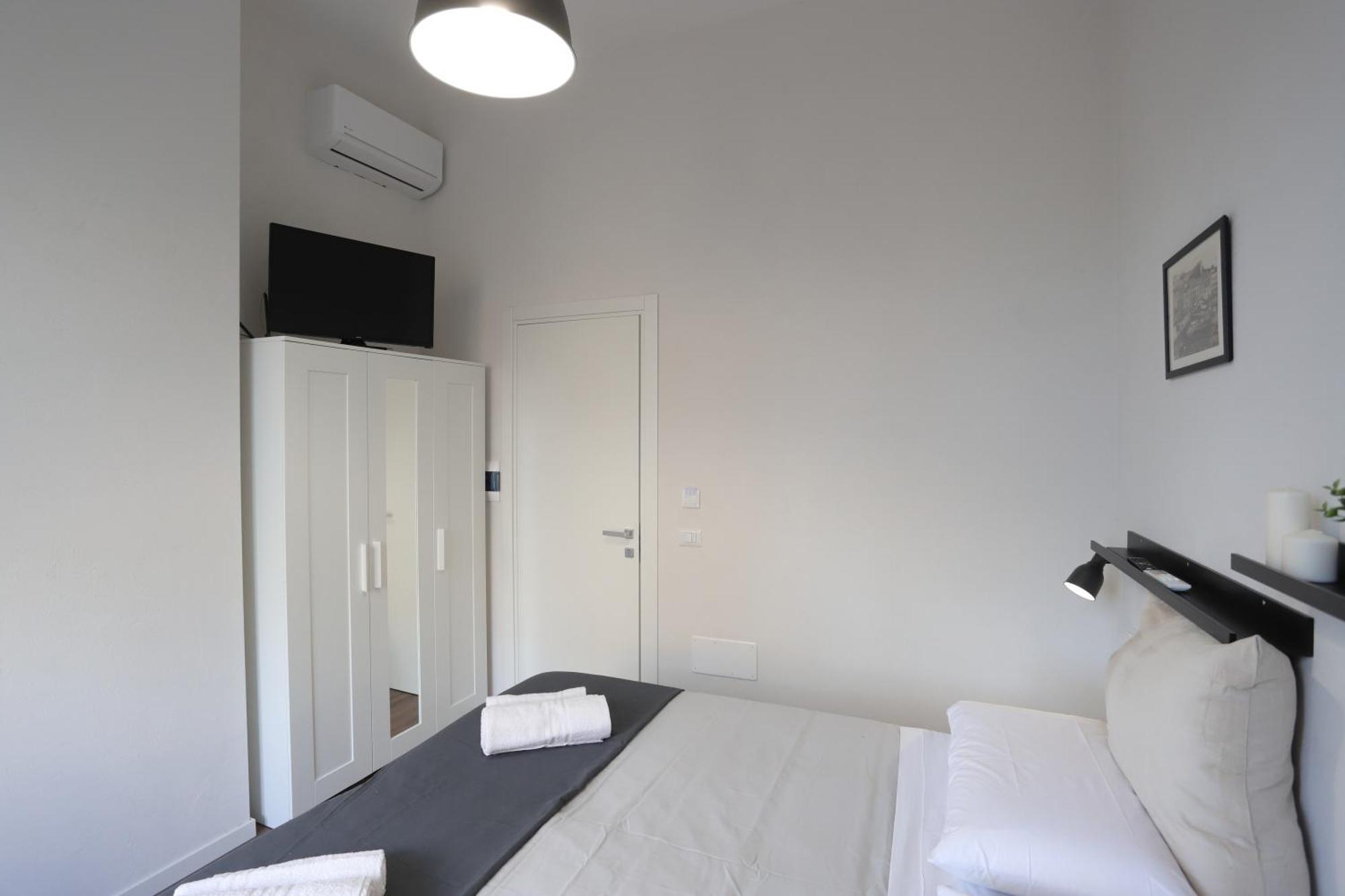 Tammurriata Nera Bedroom Naples Exterior photo